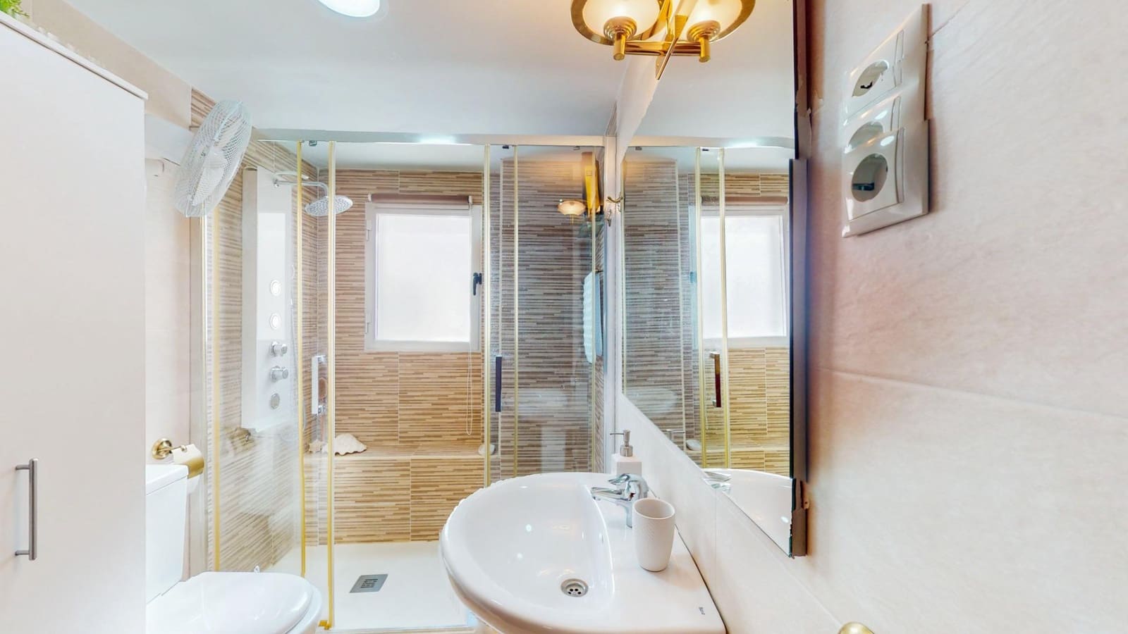 4 sovrum Lägenhet till salu i Gandia med garage - 220 000 € (Ref: 9217480)