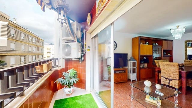 4 sovrum Lägenhet till salu i Gandia med garage - 220 000 € (Ref: 9217480)