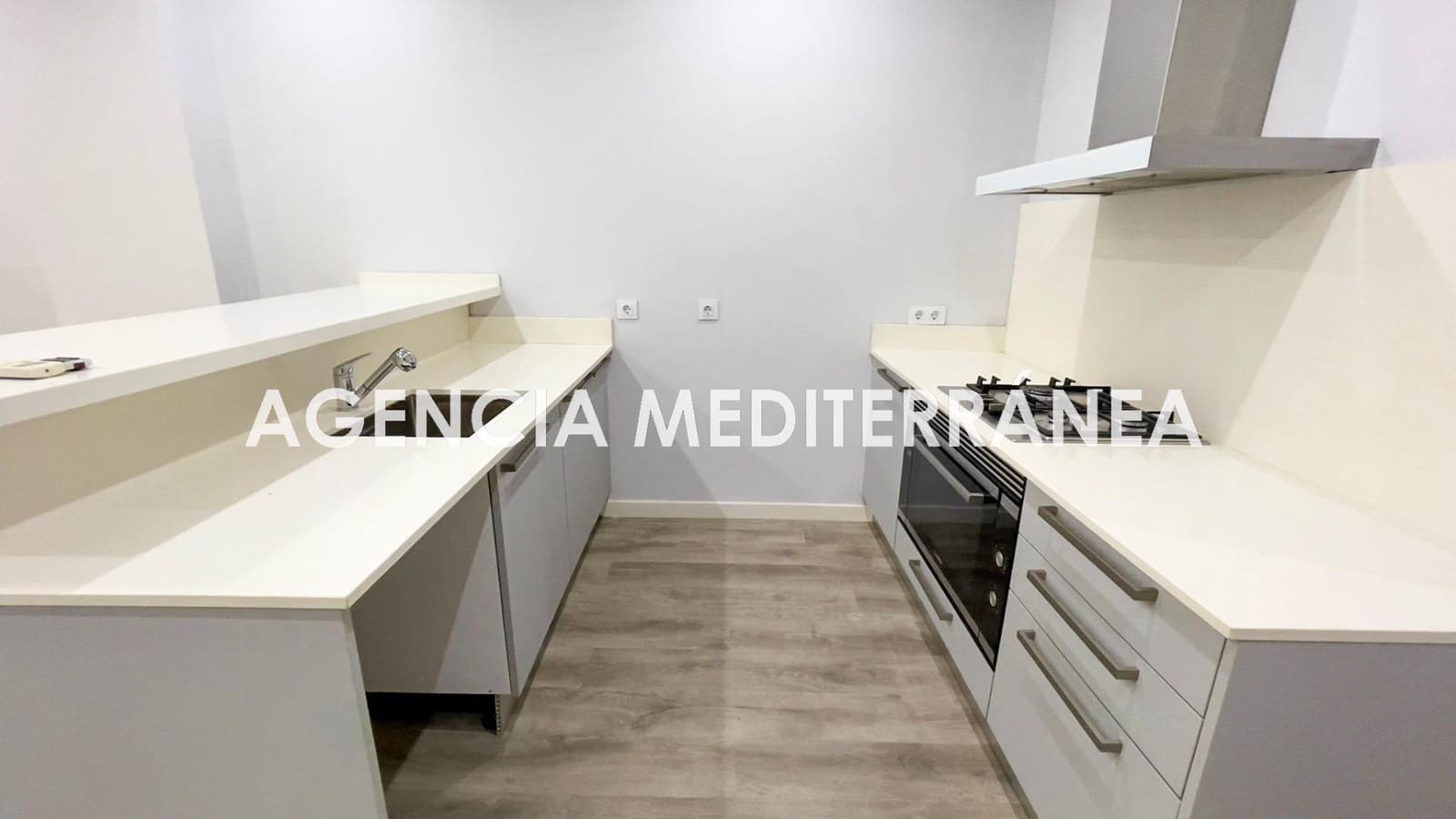 2 soveværelse Lejlighed til salg i Valencia by - € 325.000 (Ref: 9247368)