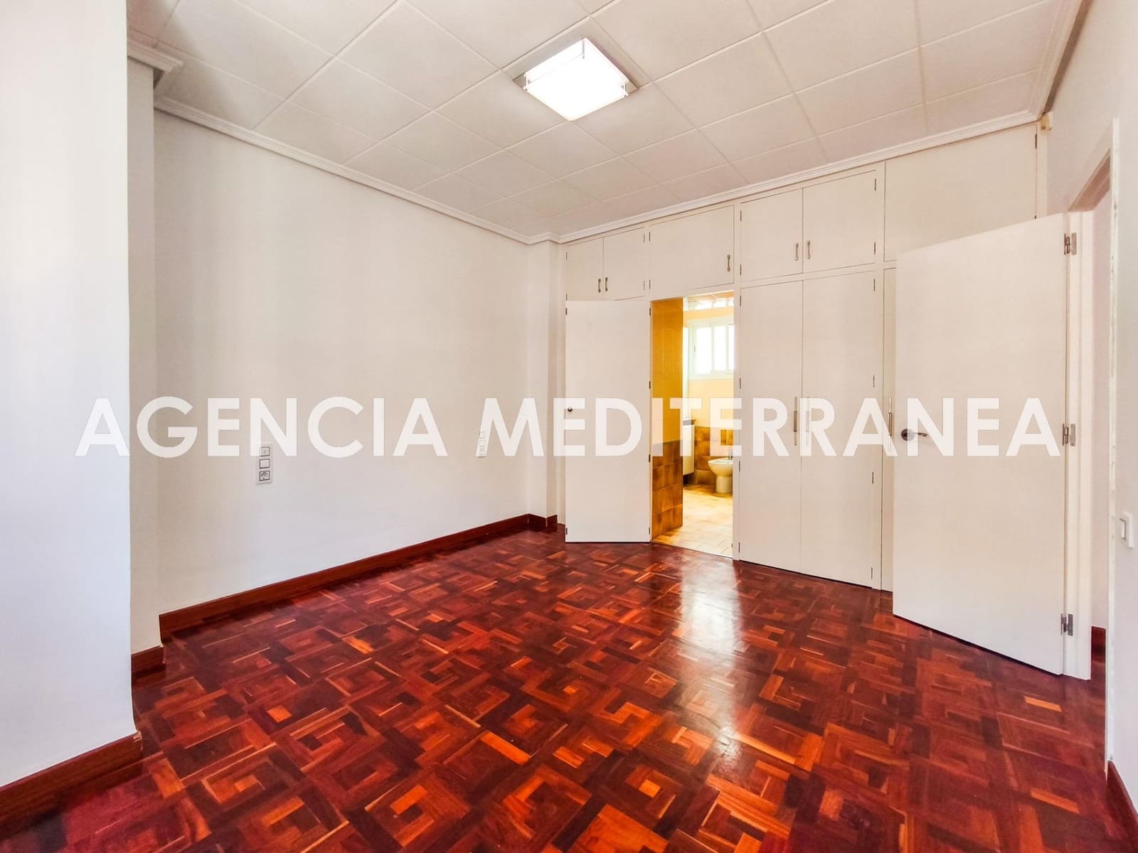 3 soveværelse Lejlighed til leje i Valencia by - € 1.200 (Ref: 9252074)