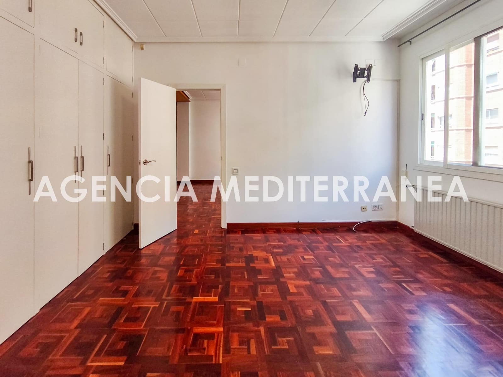 3 soveværelse Lejlighed til leje i Valencia by - € 1.200 (Ref: 9252074)