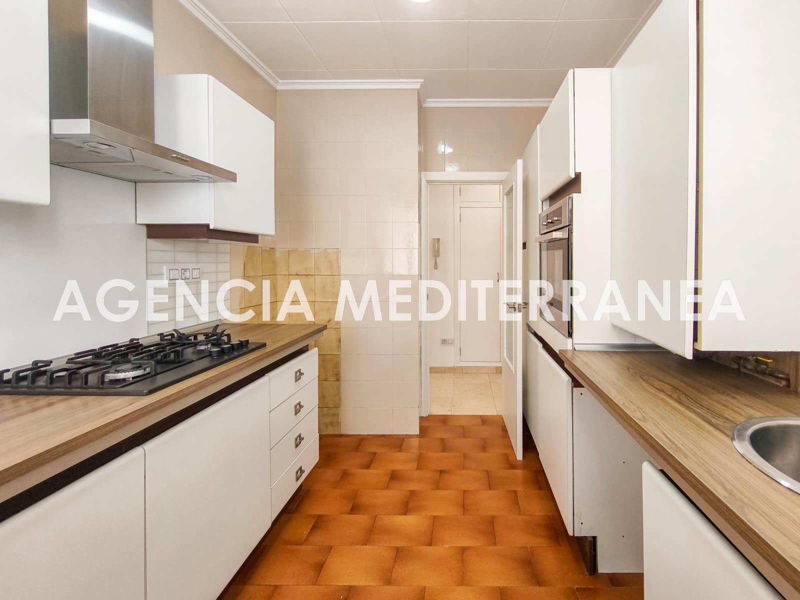 3 soveværelse Lejlighed til leje i Valencia by - € 1.200 (Ref: 9252074)