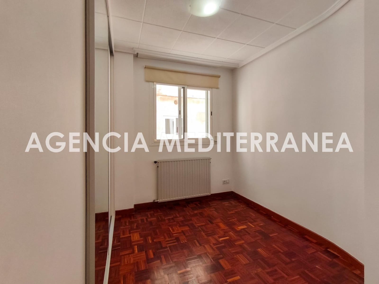 3 soveværelse Lejlighed til leje i Valencia by - € 1.200 (Ref: 9252074)