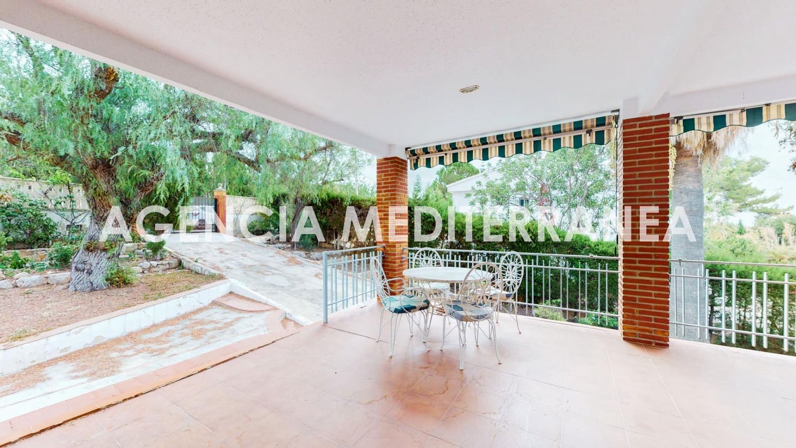 3 soverom Villa til salgs i Olocau med svømmebasseng - € 258 000 (Ref: 9255362)