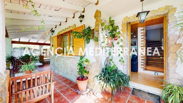 5 chambre Villa/Maison Semi-Mitoyenne à vendre à La Cañada, Paterna avec piscine garage - 449 000 € (Ref: 9264652)