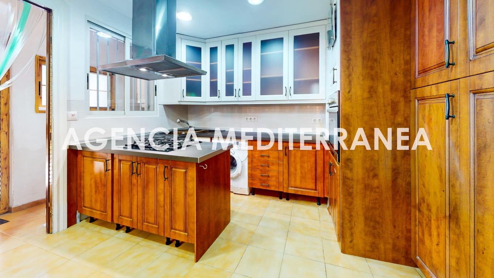 5 slaapkamer Halfvrijstaande villa te koop in La Canada met zwembad garage - € 449.000 (Ref: 9264652)