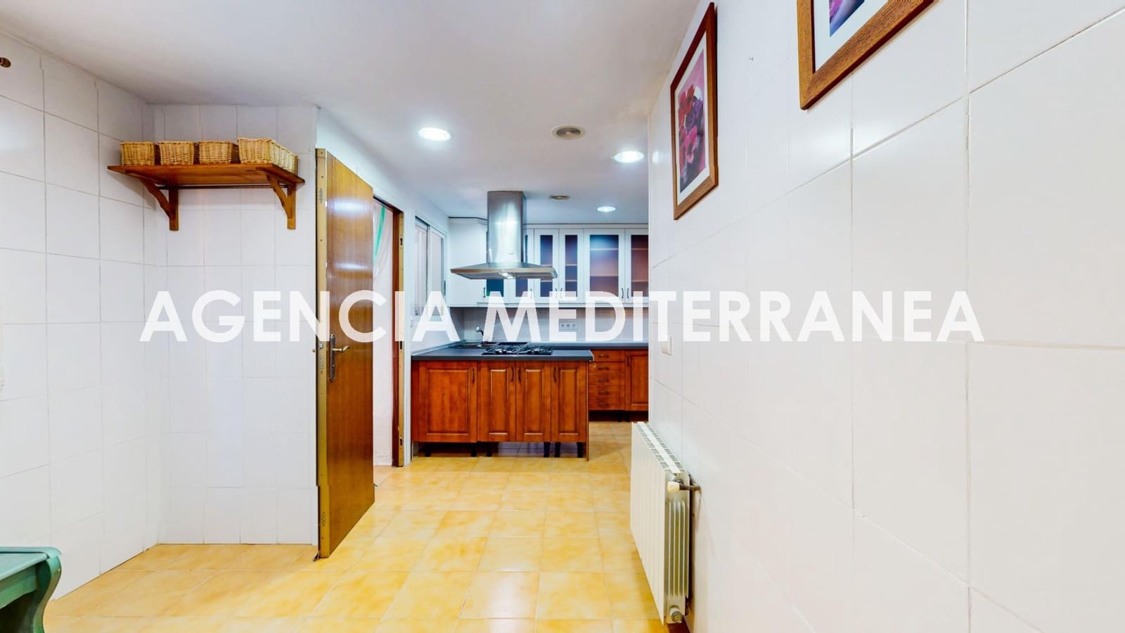 5 slaapkamer Halfvrijstaande villa te koop in La Canada met zwembad garage - € 449.000 (Ref: 9264652)