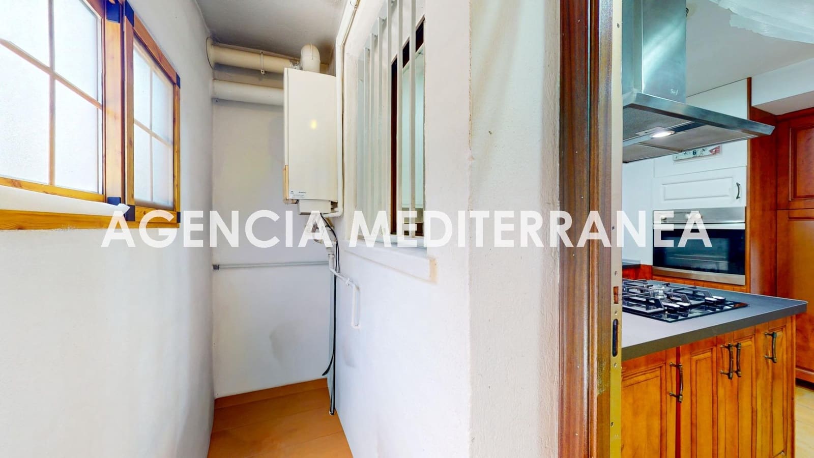 5 slaapkamer Halfvrijstaande villa te koop in La Canada met zwembad garage - € 449.000 (Ref: 9264652)