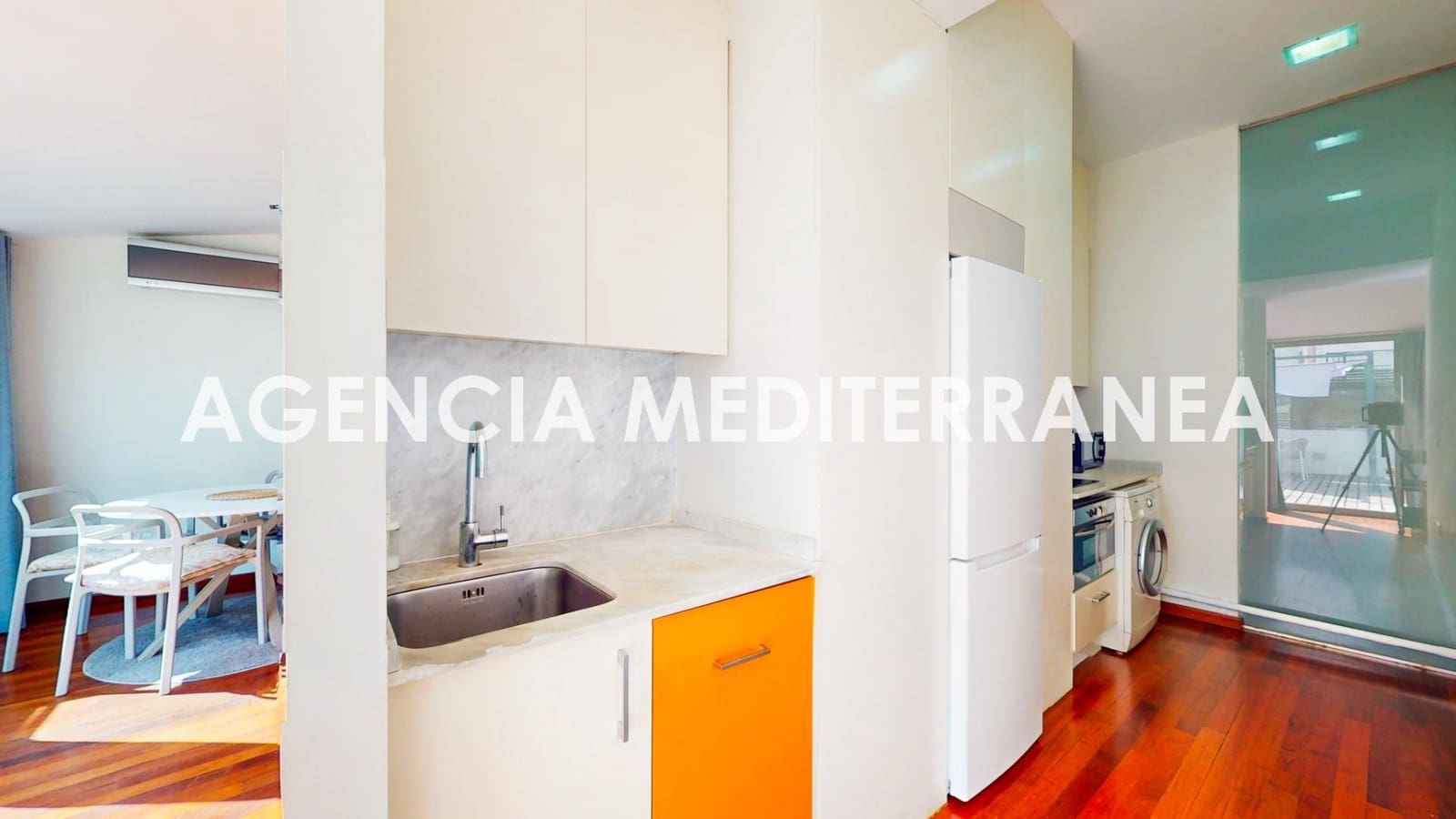 Piso de 2 habitaciones en València ciudad en venta - 390.000 € (Ref: 9269831)