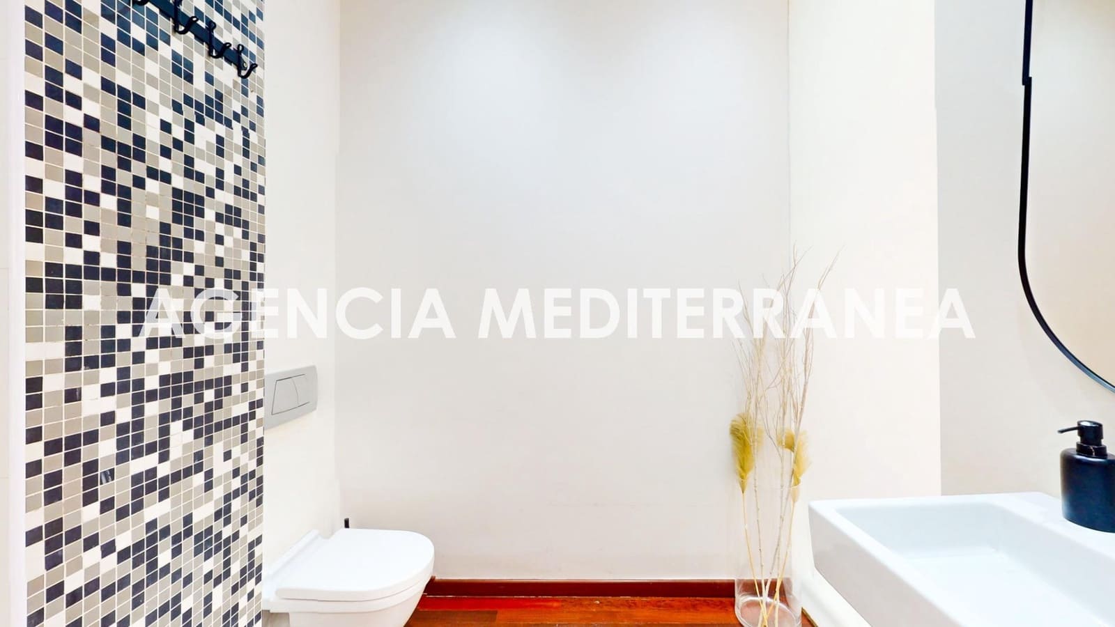 Piso de 2 habitaciones en València ciudad en venta - 390.000 € (Ref: 9269831)