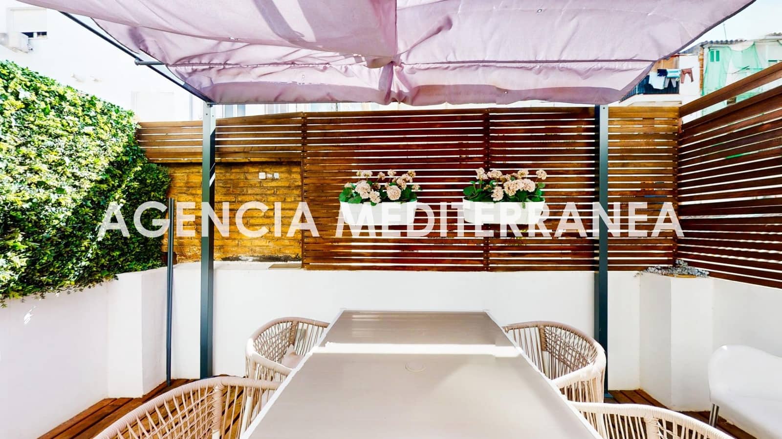 Piso de 2 habitaciones en València ciudad en venta - 390.000 € (Ref: 9269831)