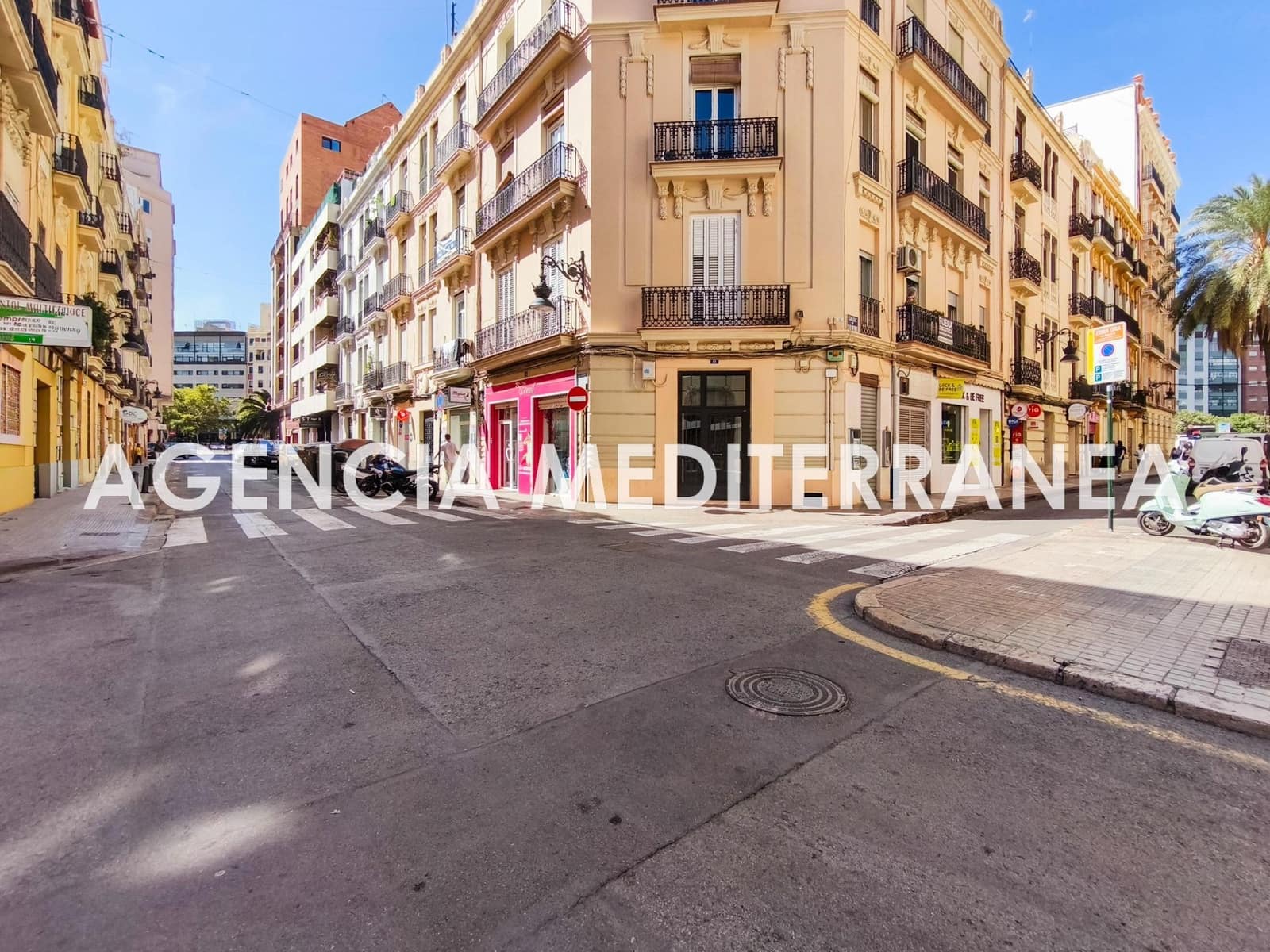 Piso de 2 habitaciones en València ciudad en venta - 390.000 € (Ref: 9269831)