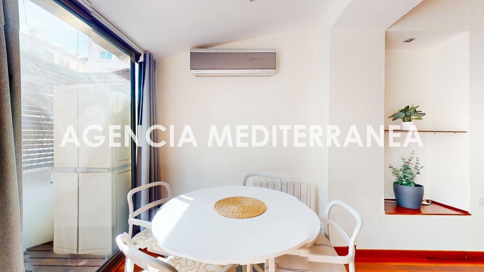2 bedroom Flat for sale in Valencia city - € 390,000 (Ref: 9269831)