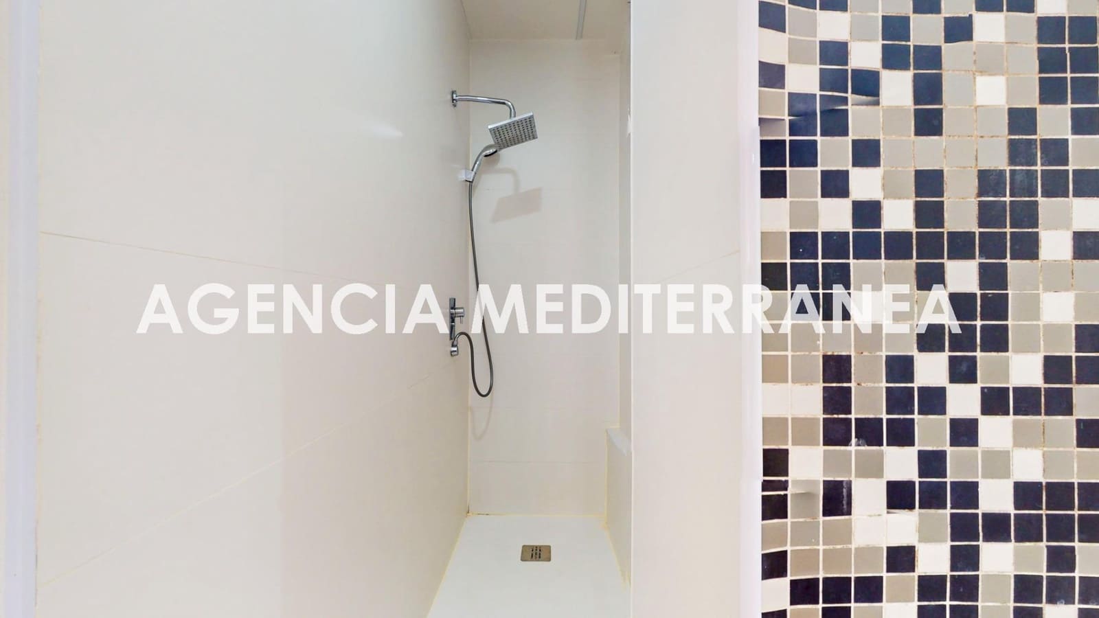 2 bedroom Flat for sale in Valencia city - € 390,000 (Ref: 9269831)