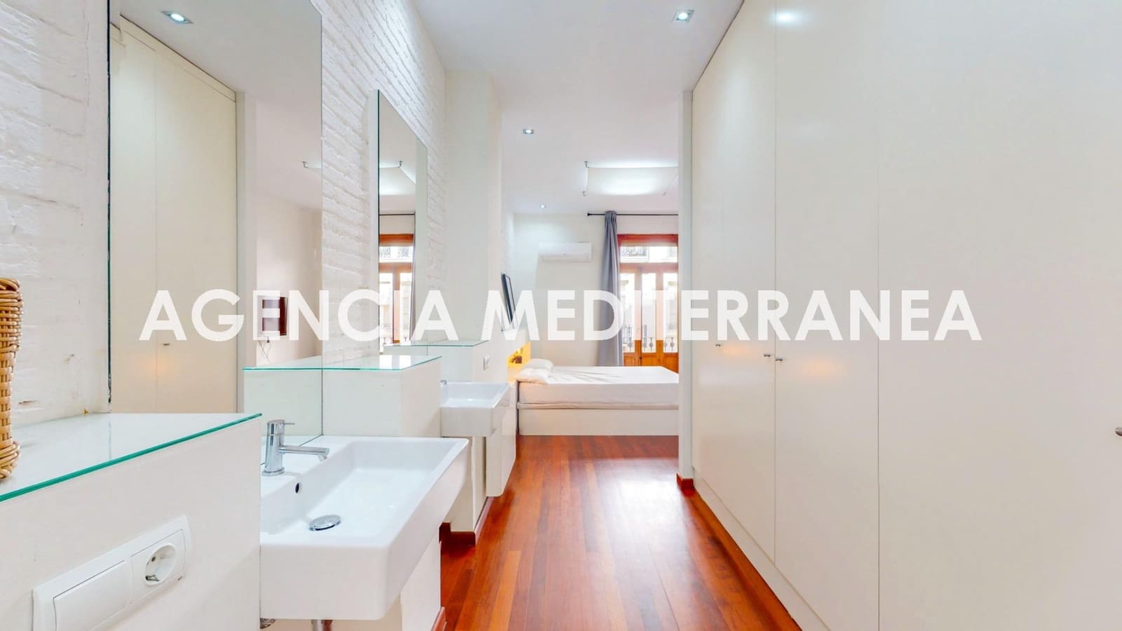 2 bedroom Flat for sale in Valencia city - € 390,000 (Ref: 9269831)
