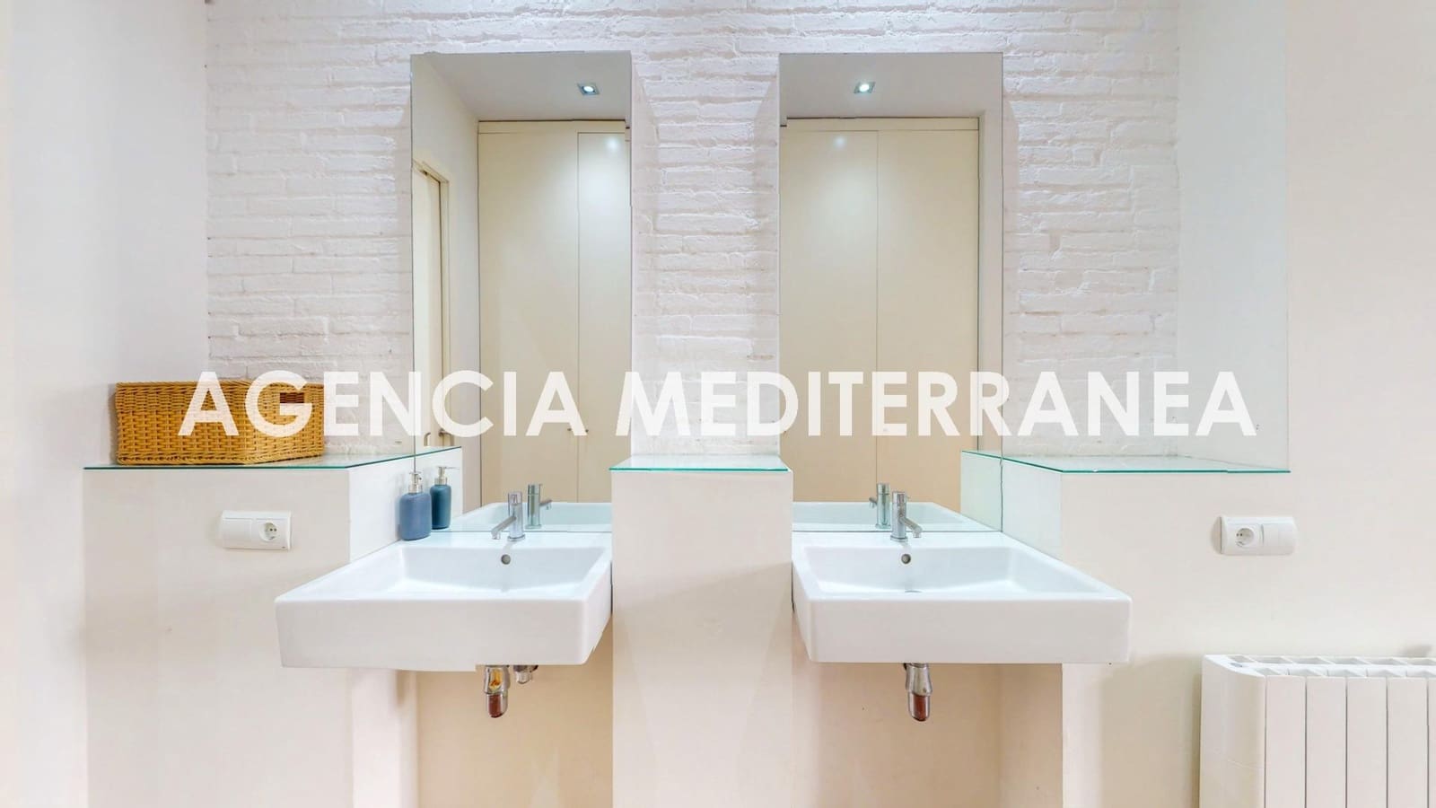 2 bedroom Flat for sale in Valencia city - € 390,000 (Ref: 9269831)