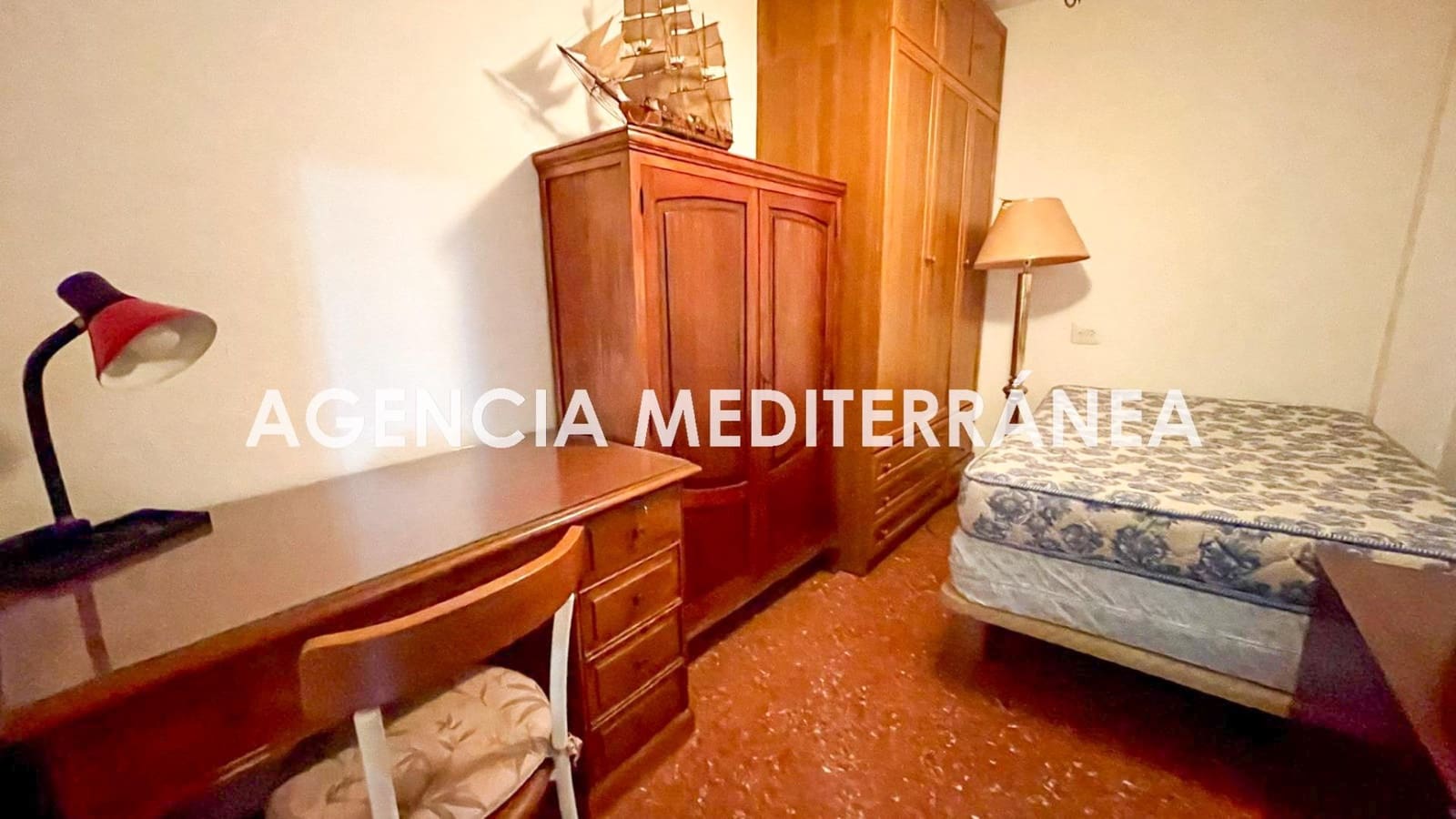 3 bedroom Flat for sale in Valencia city - € 330,000 (Ref: 9276414)