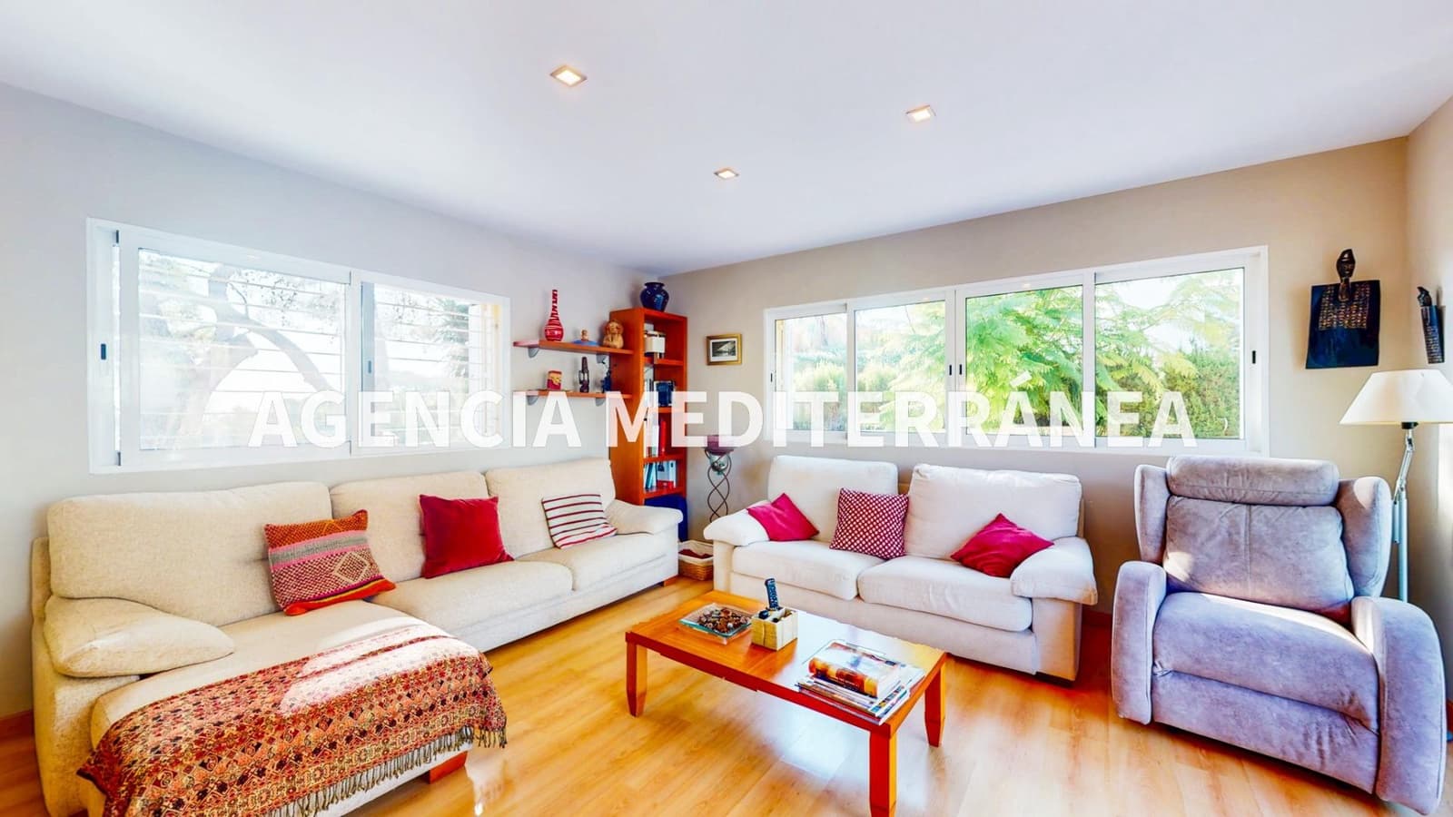 6 soveværelse Villa til salg i Picassent med swimmingpool garage - € 685.000 (Ref: 9282288)