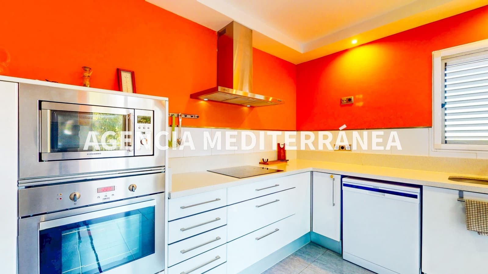 6 soveværelse Villa til salg i Picassent med swimmingpool garage - € 685.000 (Ref: 9282288)