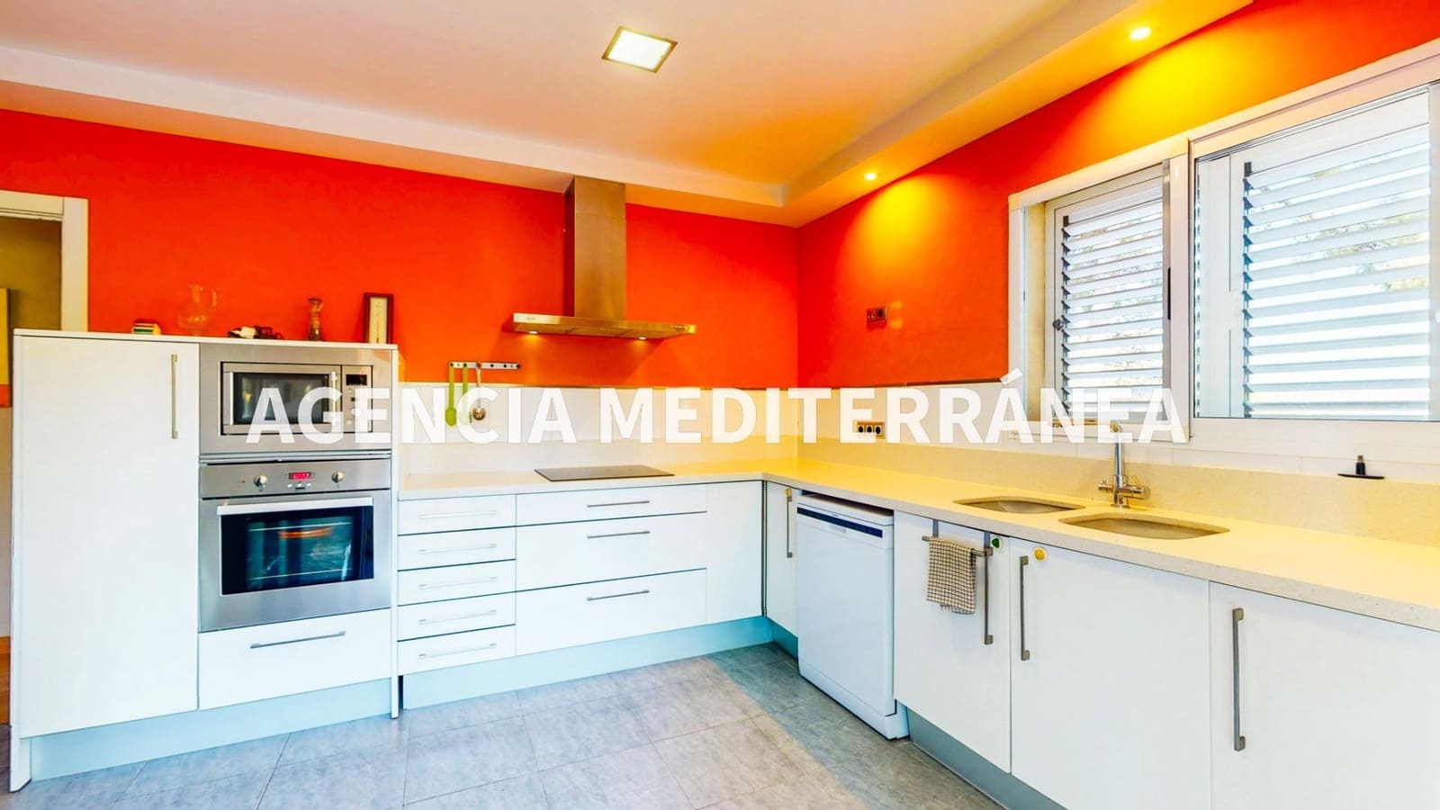 6 soveværelse Villa til salg i Picassent med swimmingpool garage - € 685.000 (Ref: 9282288)