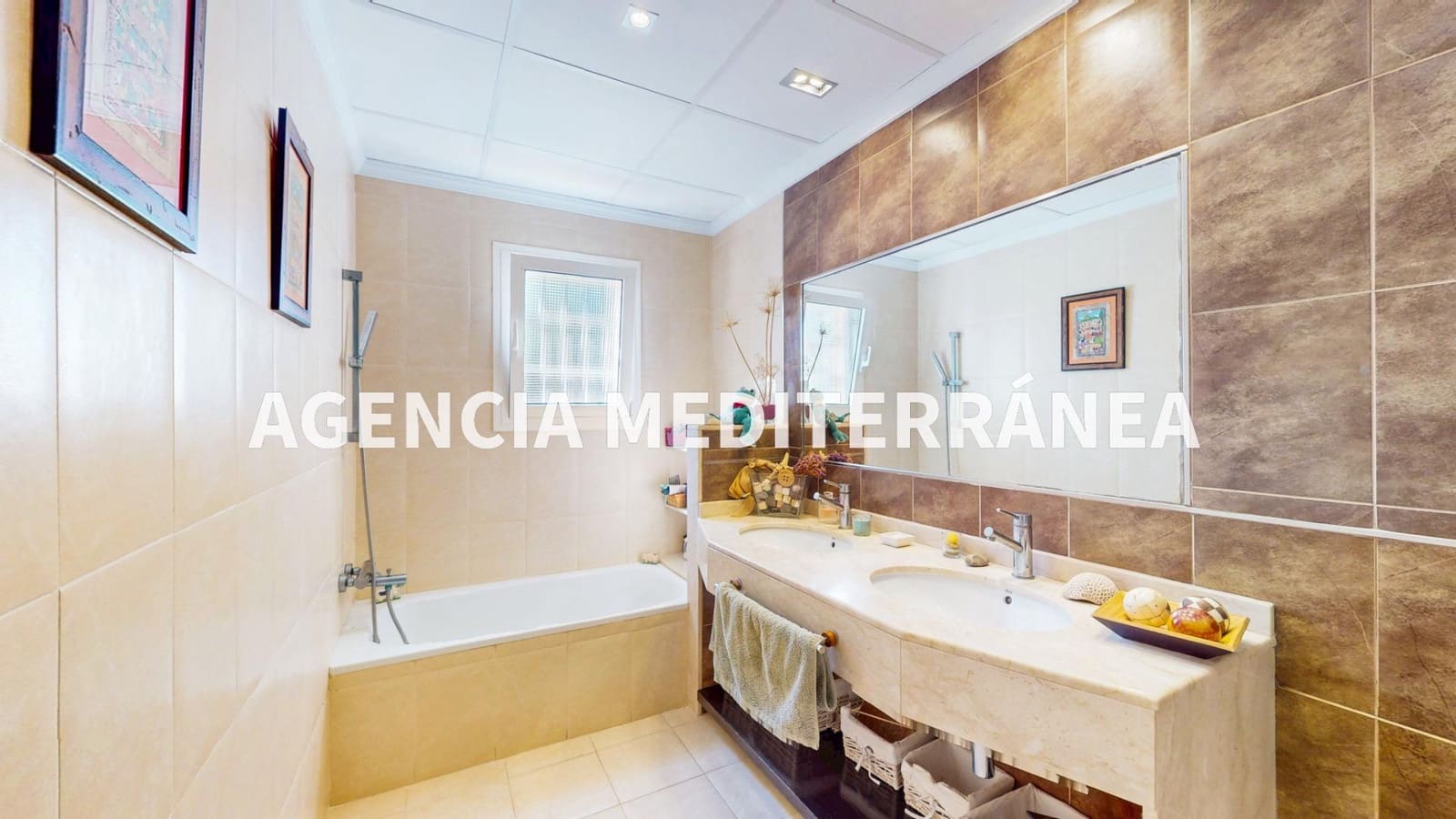 6 soveværelse Villa til salg i Picassent med swimmingpool garage - € 685.000 (Ref: 9282288)