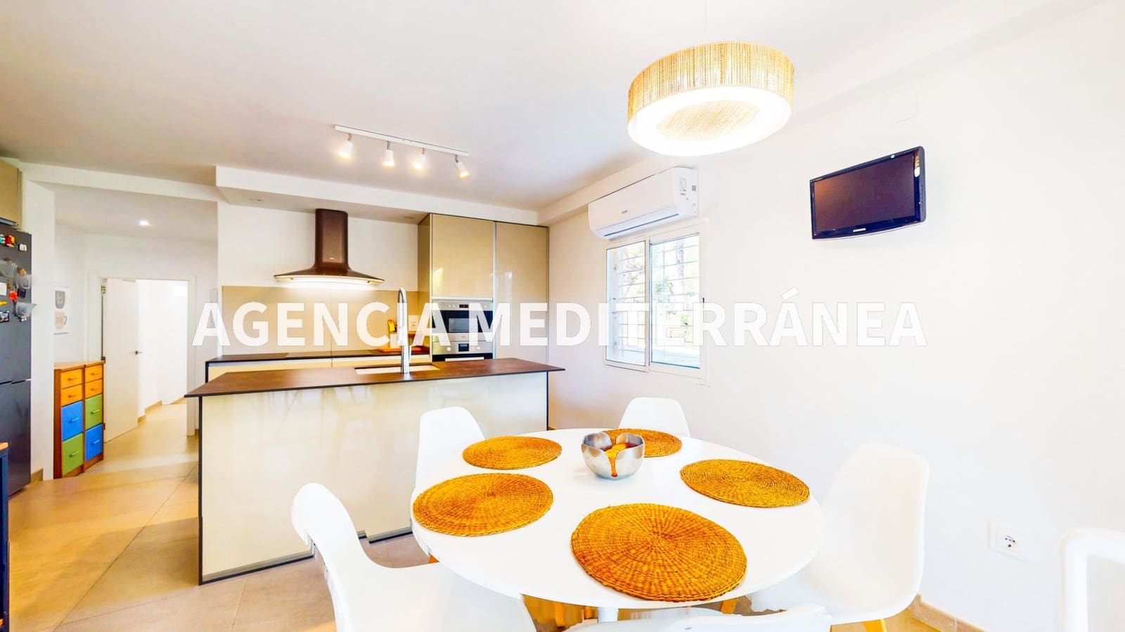 6 soveværelse Villa til salg i Picassent med swimmingpool garage - € 685.000 (Ref: 9282288)