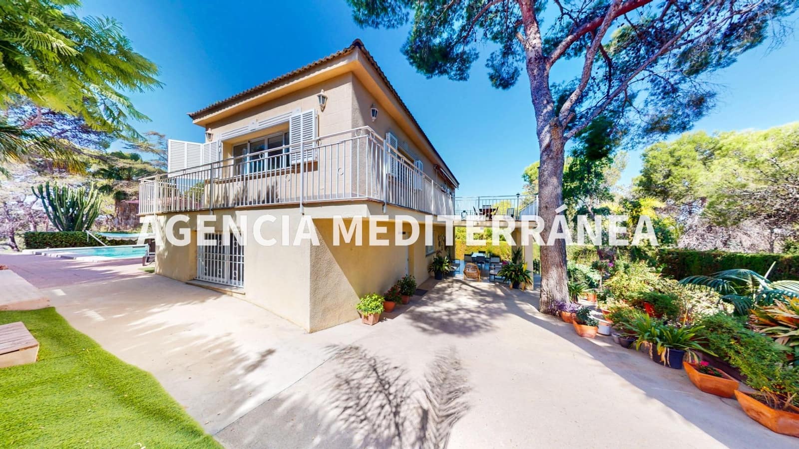 6 soveværelse Villa til salg i Picassent med swimmingpool garage - € 685.000 (Ref: 9282288)