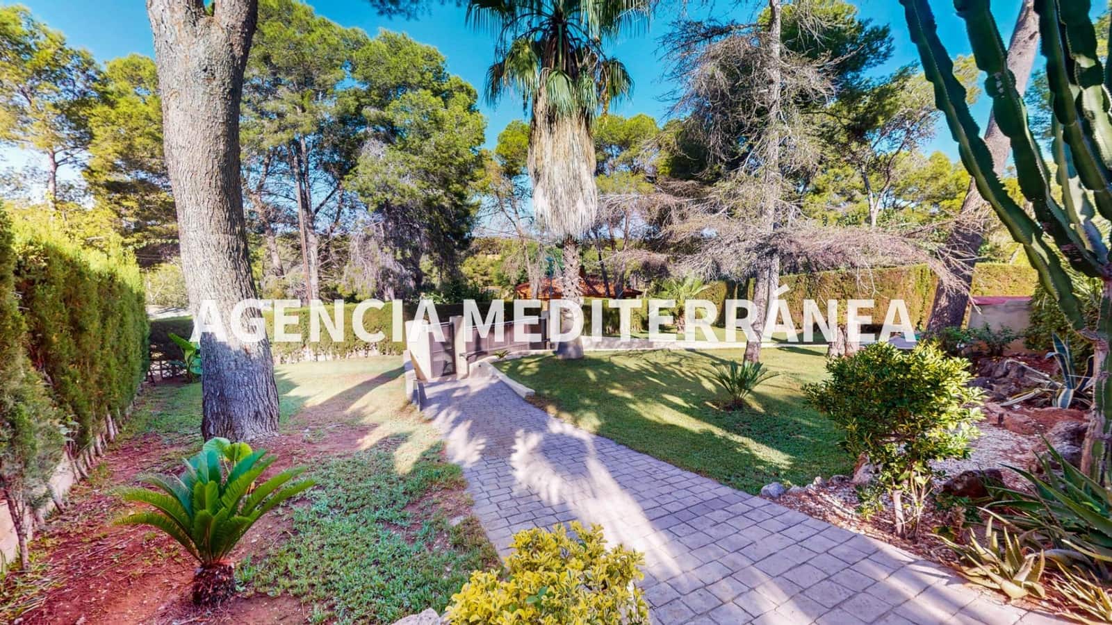 6 soveværelse Villa til salg i Picassent med swimmingpool garage - € 685.000 (Ref: 9282288)