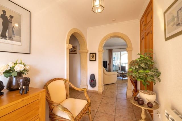 4 sypialnia Willa na sprzedaż w Centro Urbano, Dénia z basenem garażem - 550 000 € (Ref: 9285301)