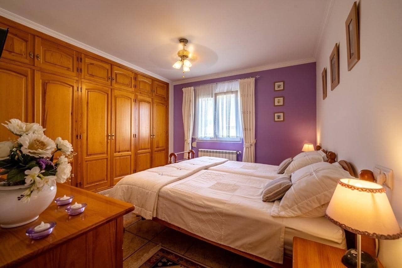 4 soveværelse Villa til salg i Denia med swimmingpool garage - € 550.000 (Ref: 9285301)