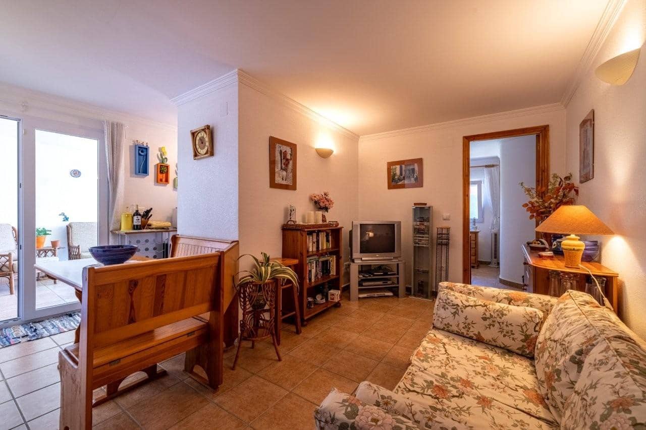 4 soveværelse Villa til salg i Denia med swimmingpool garage - € 550.000 (Ref: 9285301)