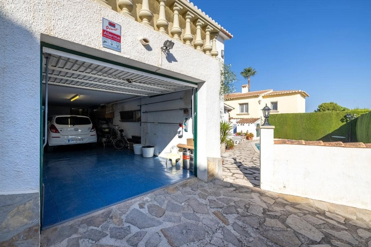 4 soveværelse Villa til salg i Denia med swimmingpool garage - € 550.000 (Ref: 9285301)