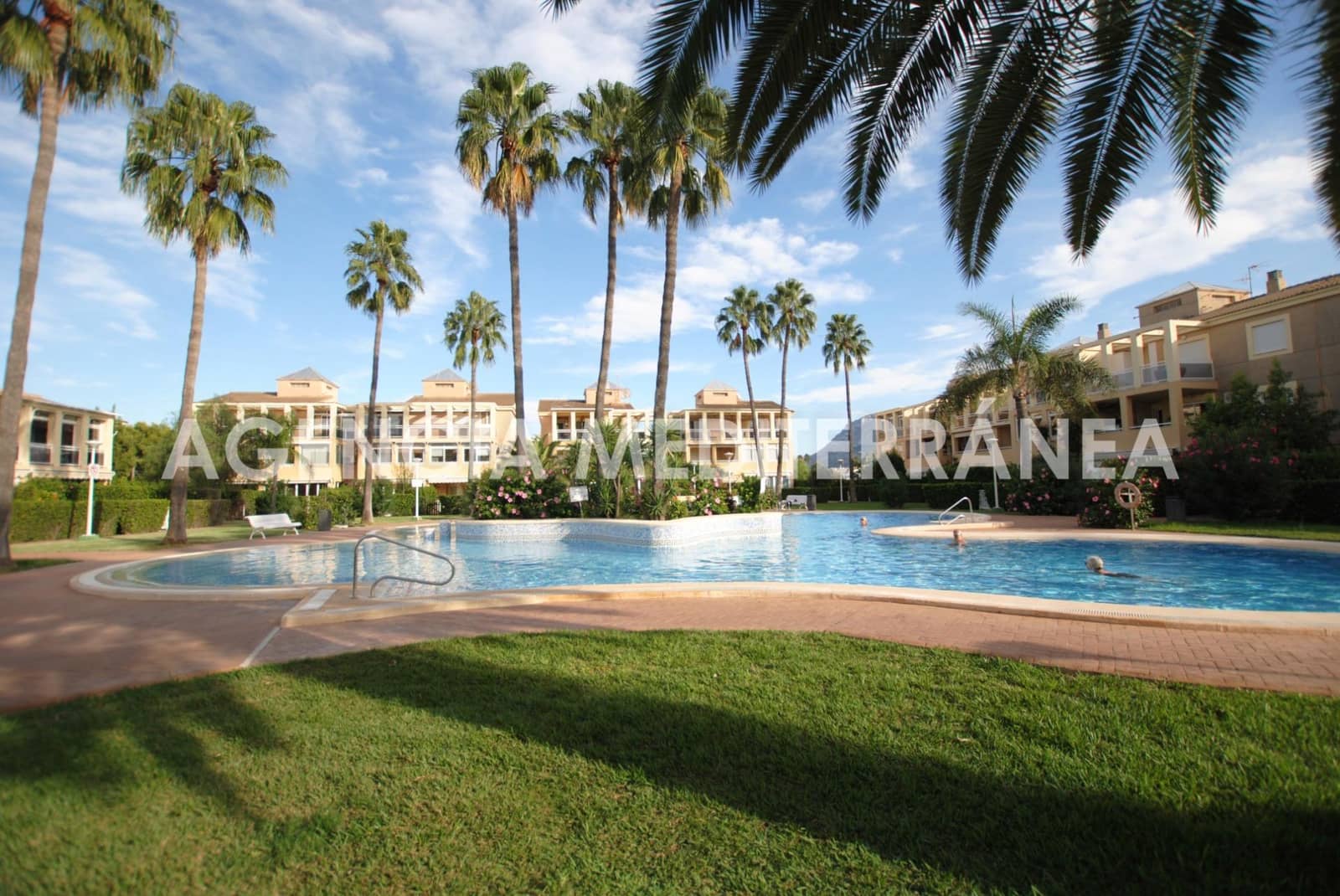 2 sypialnia Mieszkanie na sprzedaż w Denia z basenem - 260 000 € (Ref: 9296972)