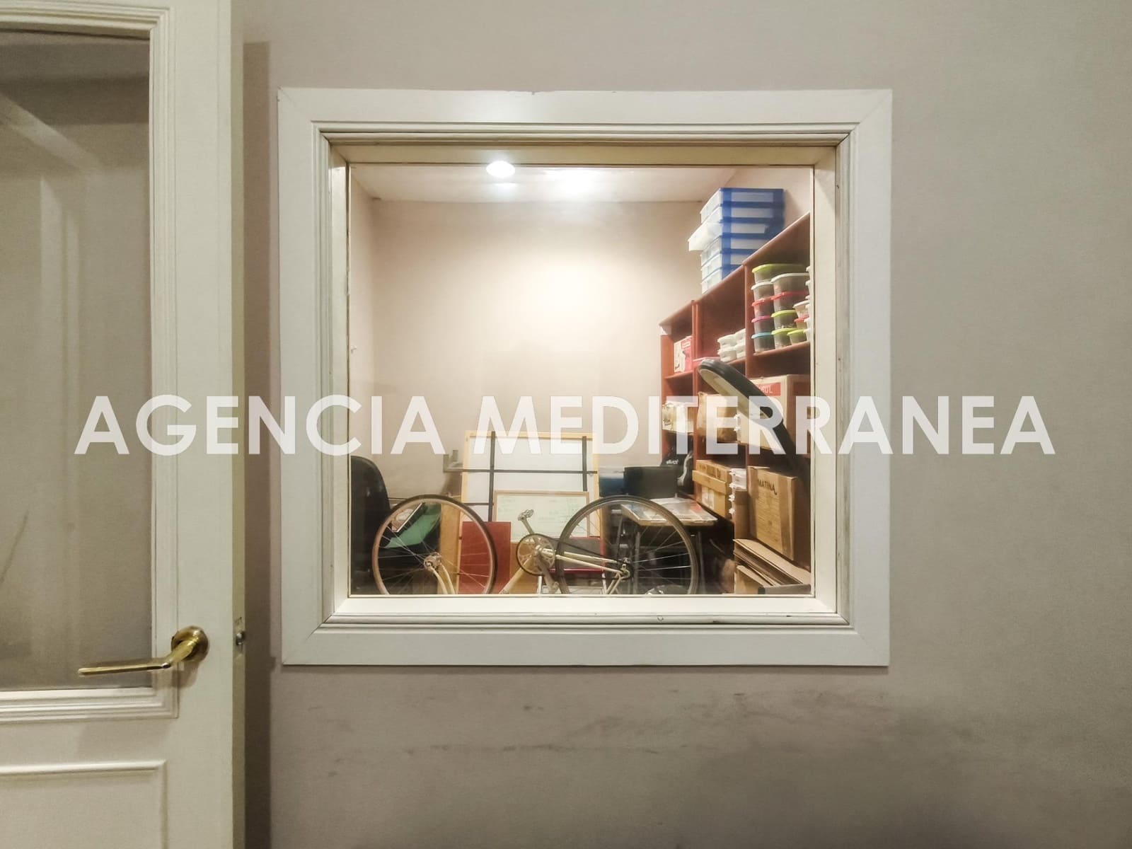 Kaupallinen myytävänä paikassa Valencia kaupunki - 118 000 € (Ref: 9303620)