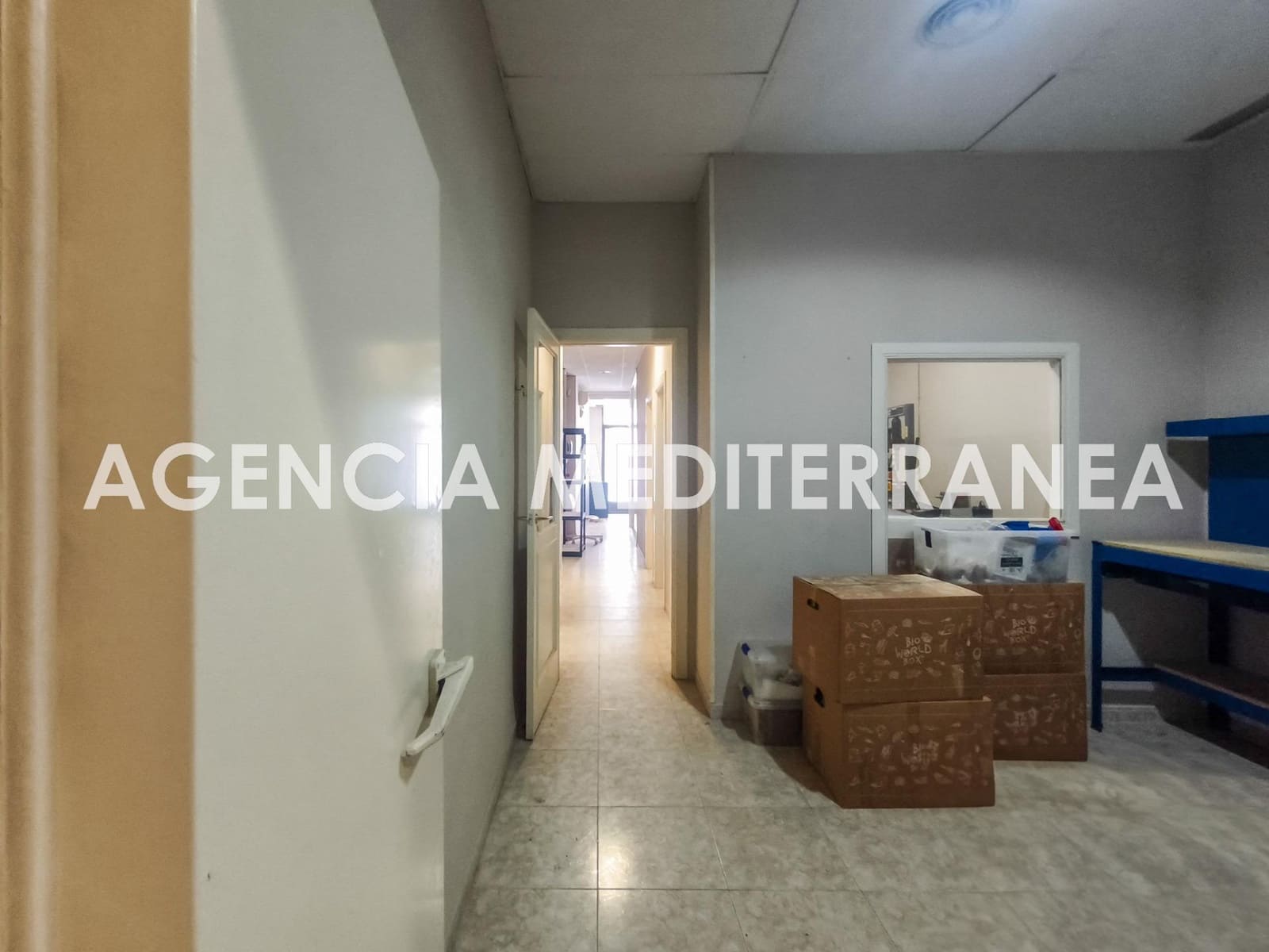 Commercial for sale in Valencia city - € 118,000 (Ref: 9303620)