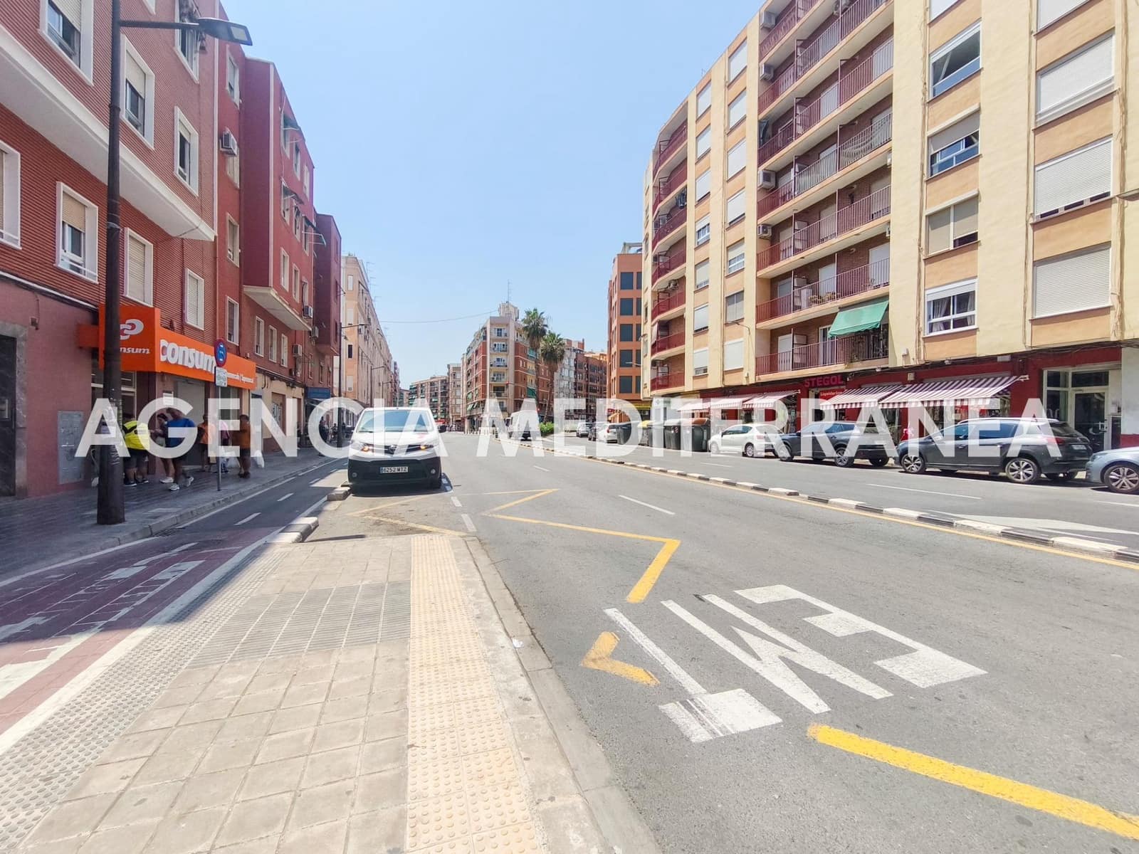 Commercieel te koop in Valencia stad - € 118.000 (Ref: 9303620)