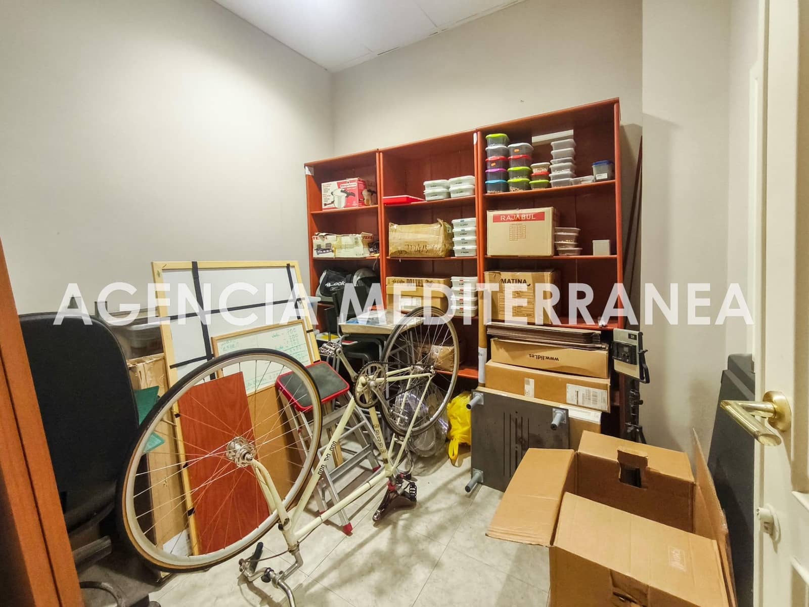 Komercyjne na sprzedaż w Miasto Walencja - 118 000 € (Ref: 9303620)