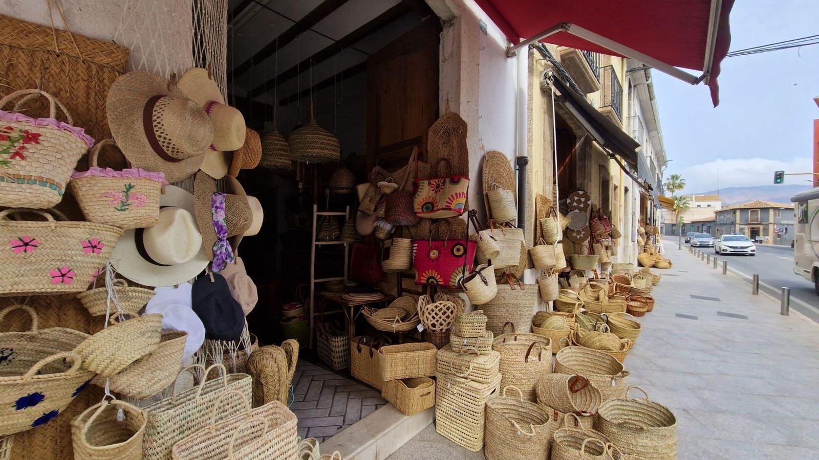 Local Commercial à vendre à Gata de Gorgos - 370 000 € (Ref: 9330711)