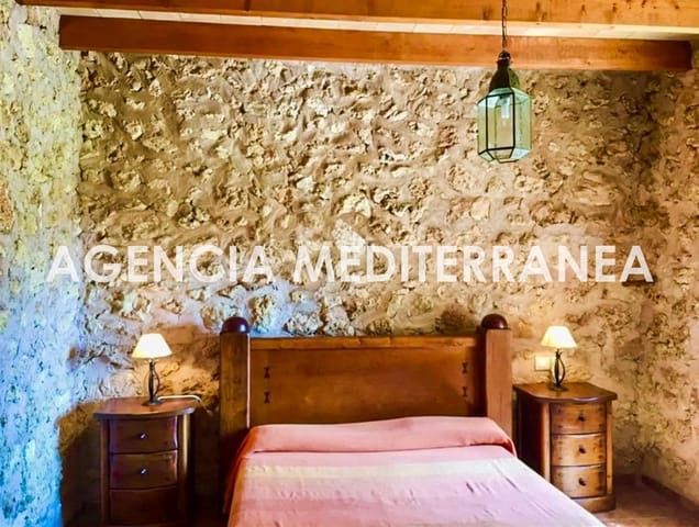 Finca/Casa Rural de 4 habitaciones en Sencelles en venta con piscina - 1.800.000 € (Ref: 9335041)