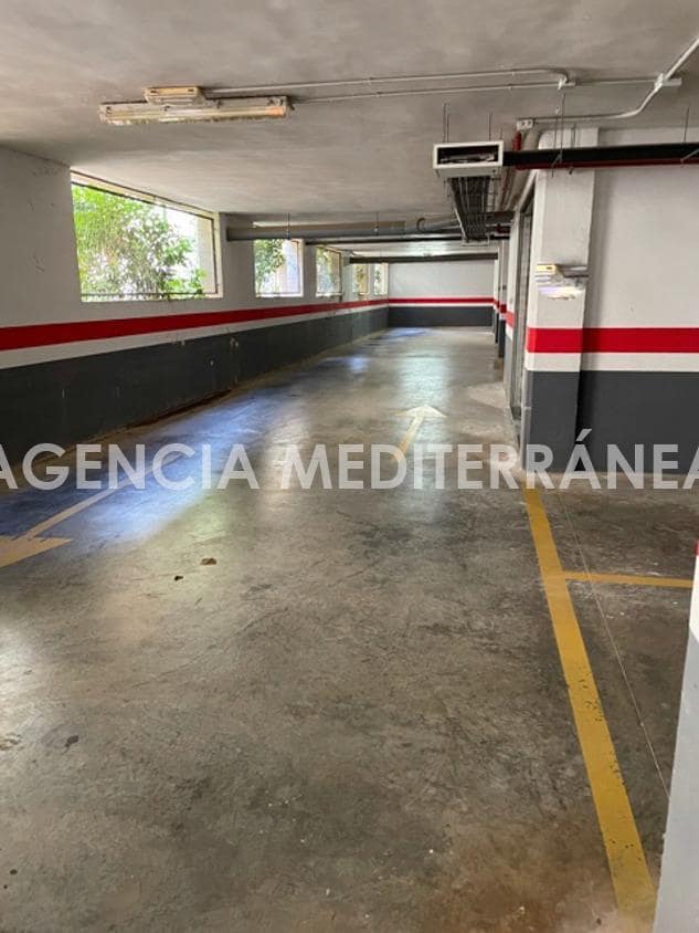 2 slaapkamer Rijtjeshuis te koop in Chiva met zwembad garage - € 190.000 (Ref: 9335042)