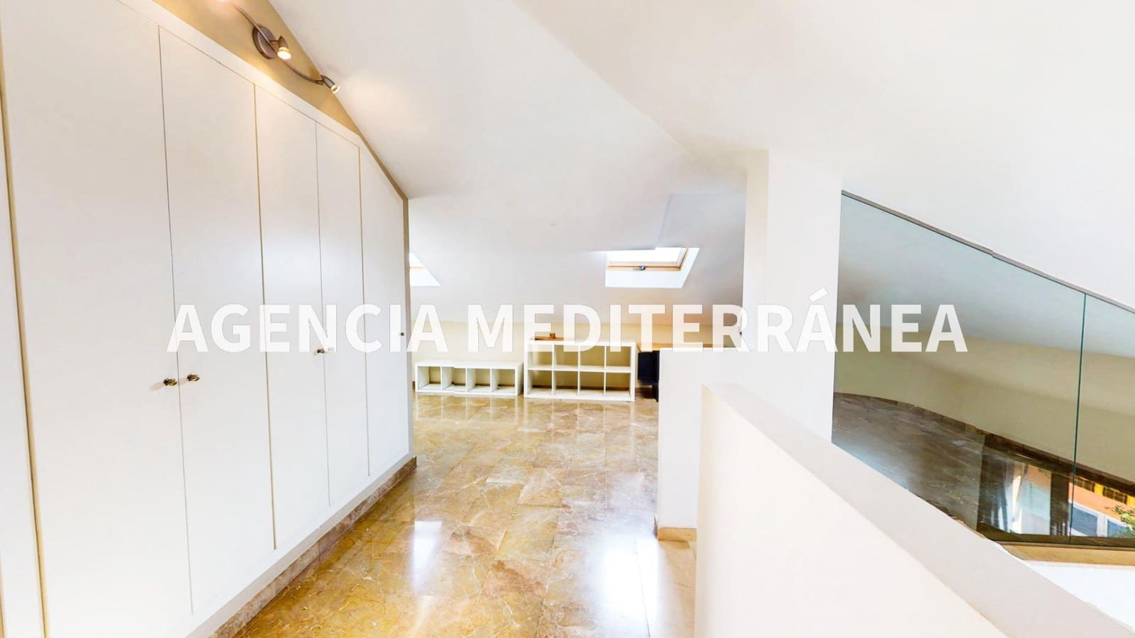 3 soveværelse Penthouse til salg i Alcasser - € 207.000 (Ref: 9338124)