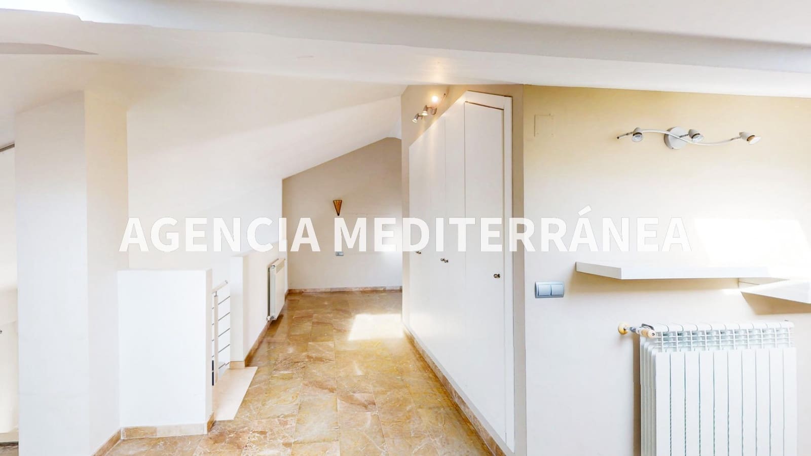 3 bedroom Penthouse for sale in Alcasser - € 207,000 (Ref: 9338124)