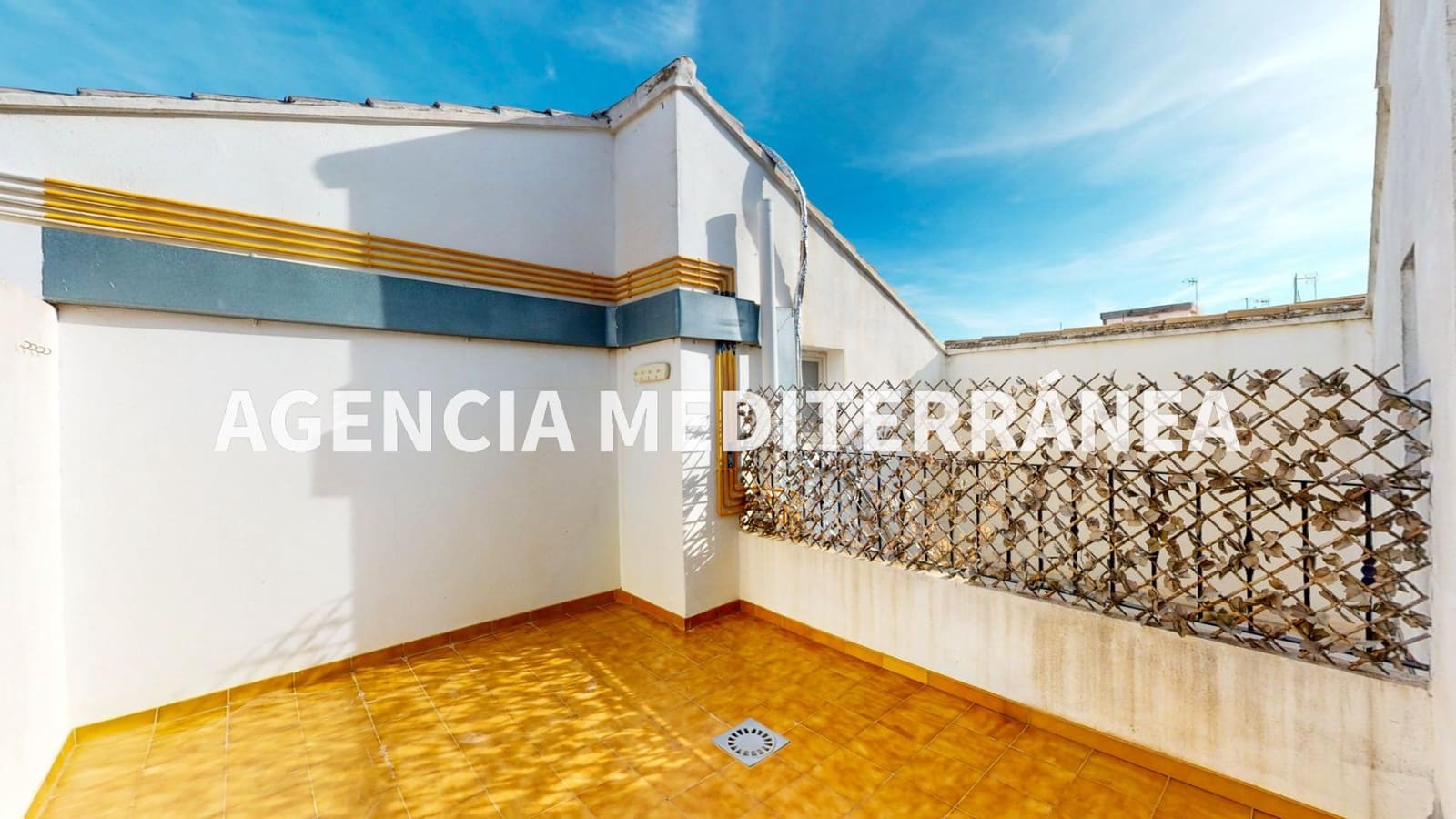 3 bedroom Penthouse for sale in Alcasser - € 207,000 (Ref: 9338124)