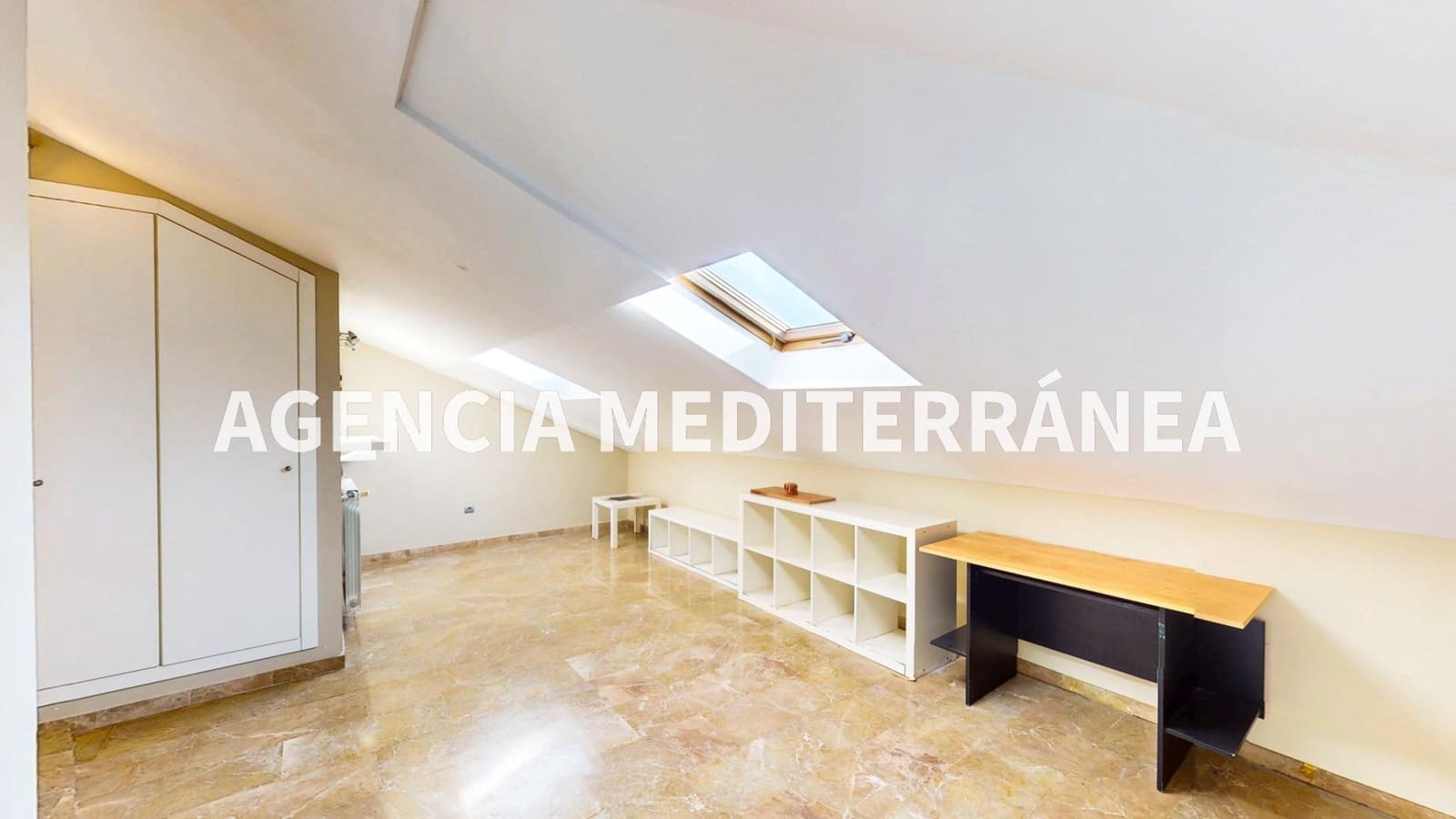 3 sovrum Takvåning till salu i Alcasser - 207 000 € (Ref: 9338124)