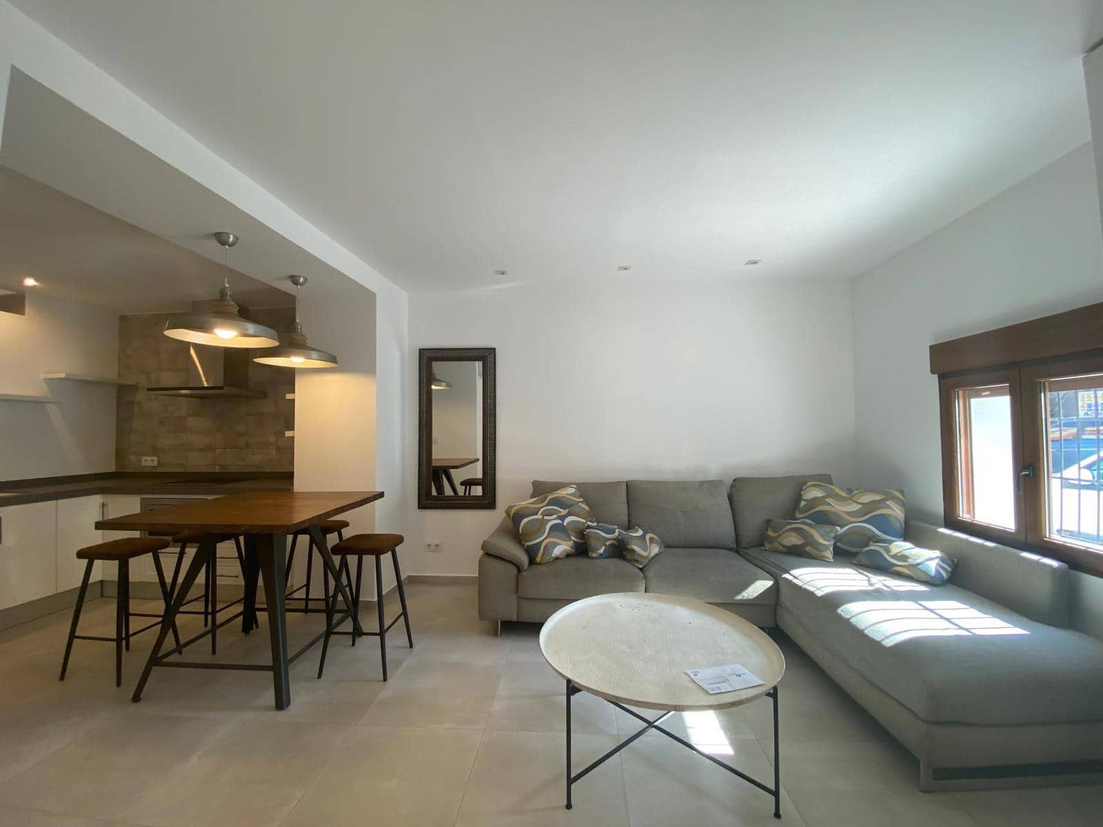 2 makuuhuone Omakotitalo vuokrattavana paikassa Denia - 1 700 € (Ref: 9338125)