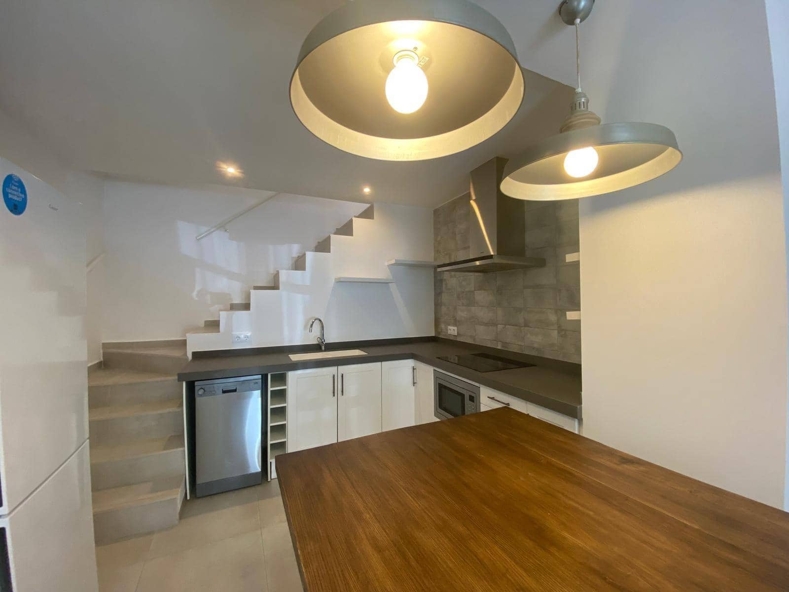 2 makuuhuone Omakotitalo vuokrattavana paikassa Denia - 1 700 € (Ref: 9338125)