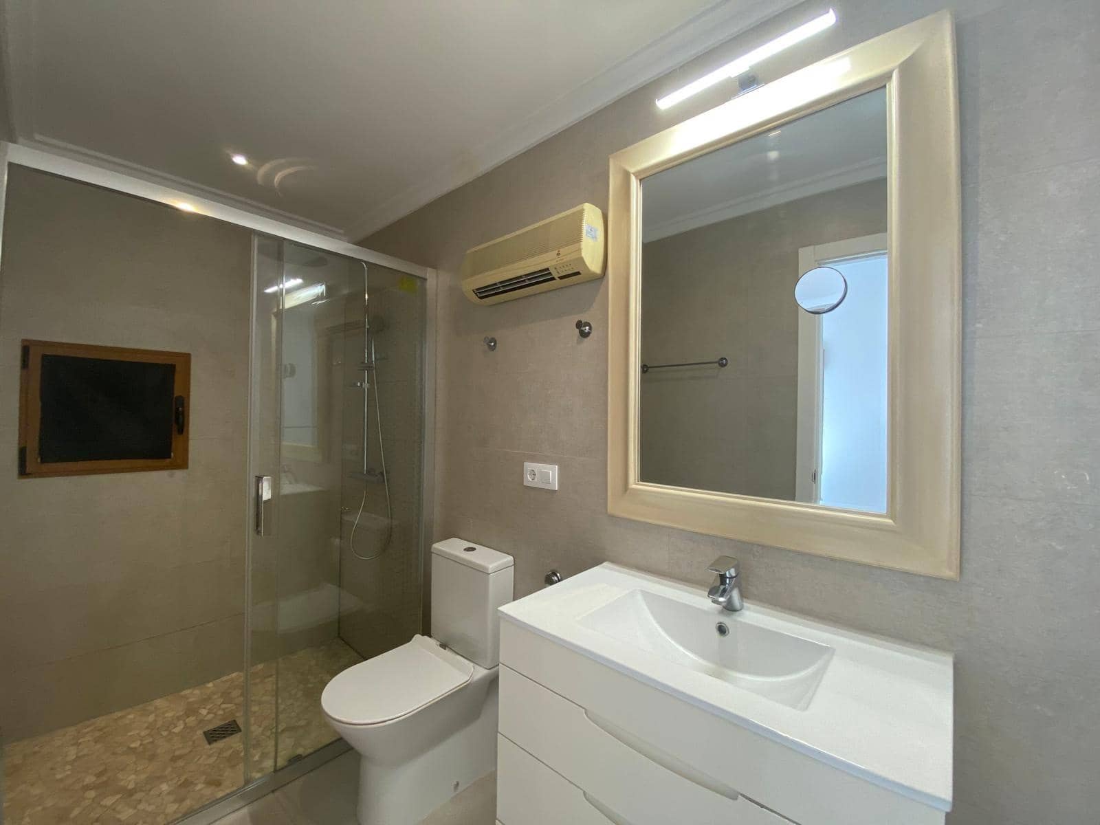 2 makuuhuone Omakotitalo vuokrattavana paikassa Denia - 1 700 € (Ref: 9338125)