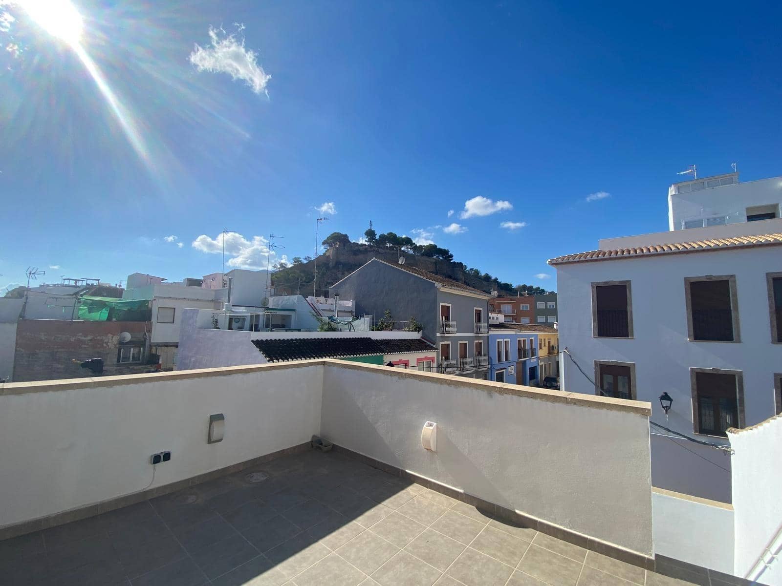 2 makuuhuone Omakotitalo vuokrattavana paikassa Denia - 1 700 € (Ref: 9338125)