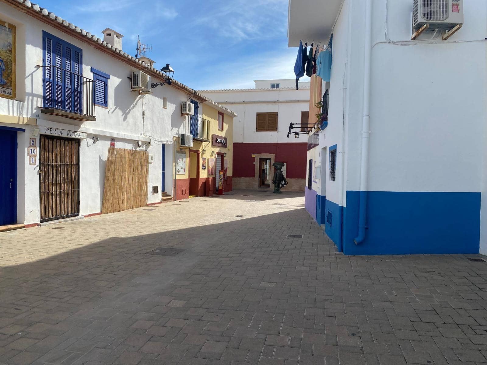 3 bedroom Restaurant/Bar for sale in Denia - € 589,000 (Ref: 9344864)