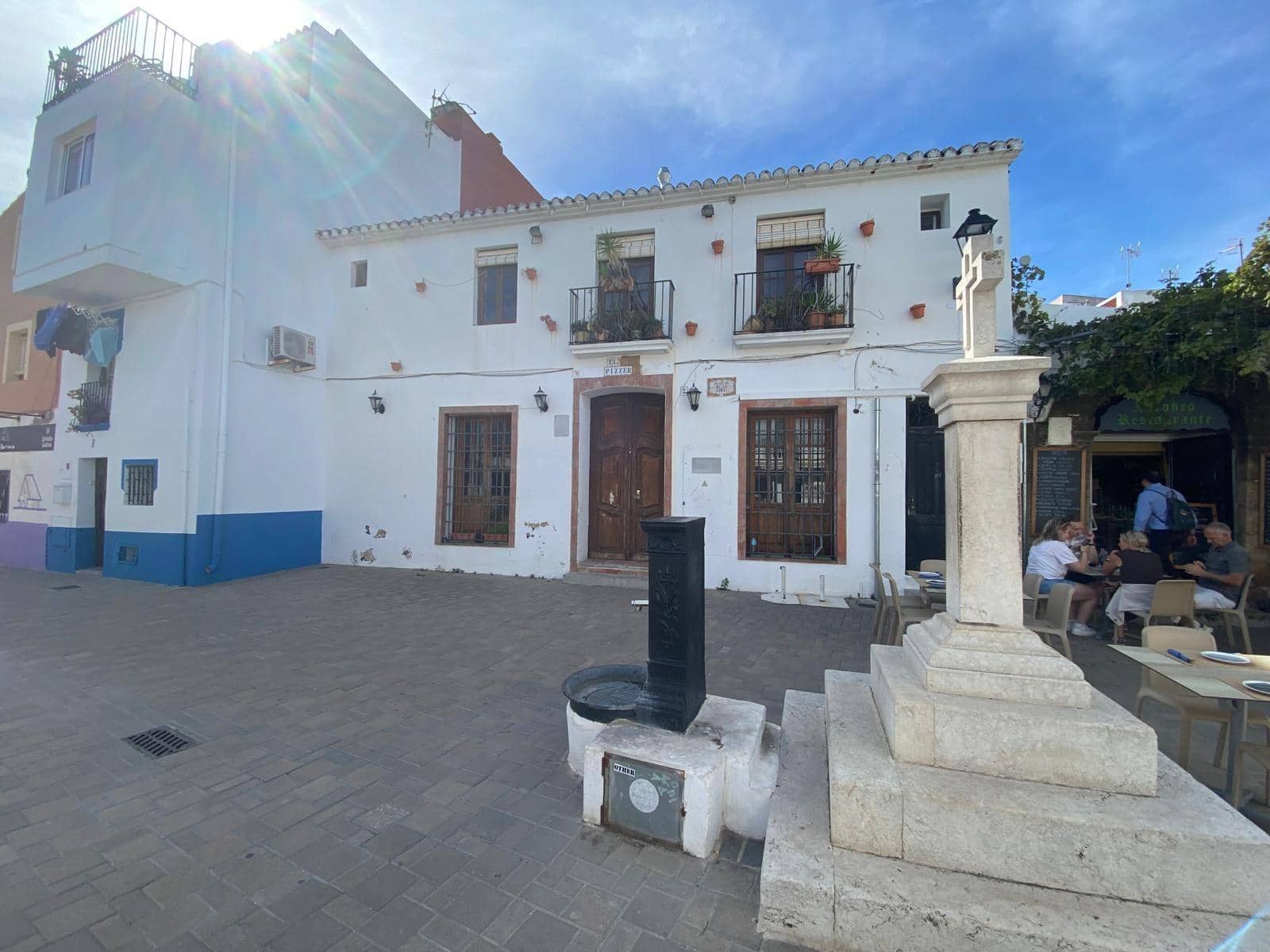 3 bedroom Restaurant/Bar for sale in Denia - € 589,000 (Ref: 9344864)